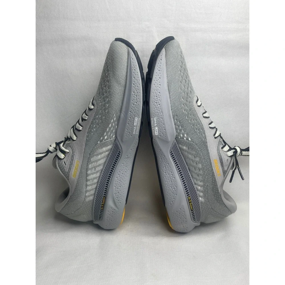 Brooks Adrenaline GTS 24 Run Sneakers Mens Size US 7.5 D Alloy White Gold Shoes